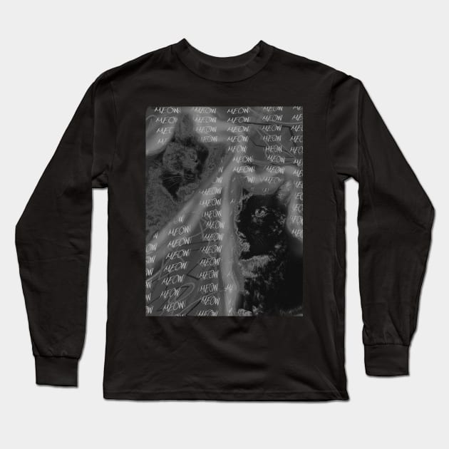 Halftone Cat V20 (Meow Background) Long Sleeve T-Shirt by IgorAndMore